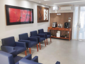img-sala-de-espera-cdc-laboratorio-01-1024x768